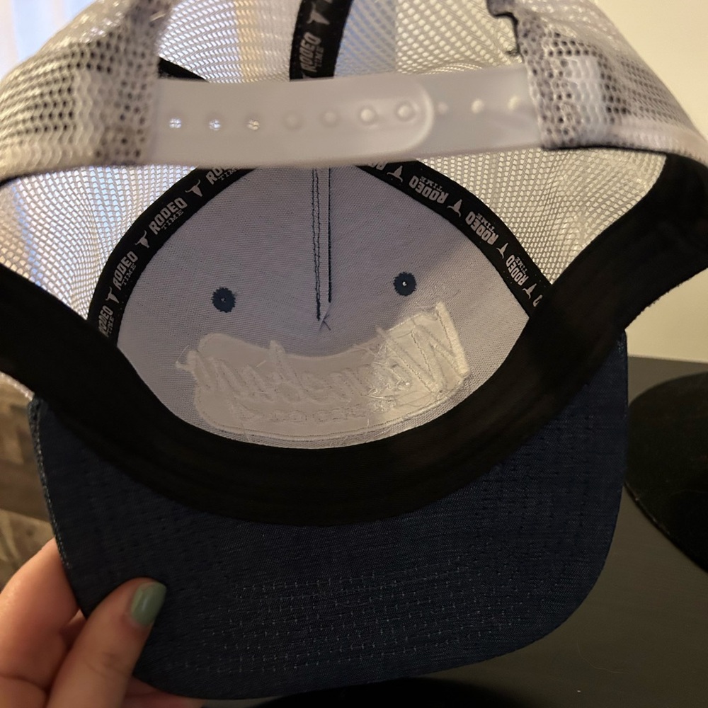 Dale Brisby Rodeo Time hat - Picture 2 of 2